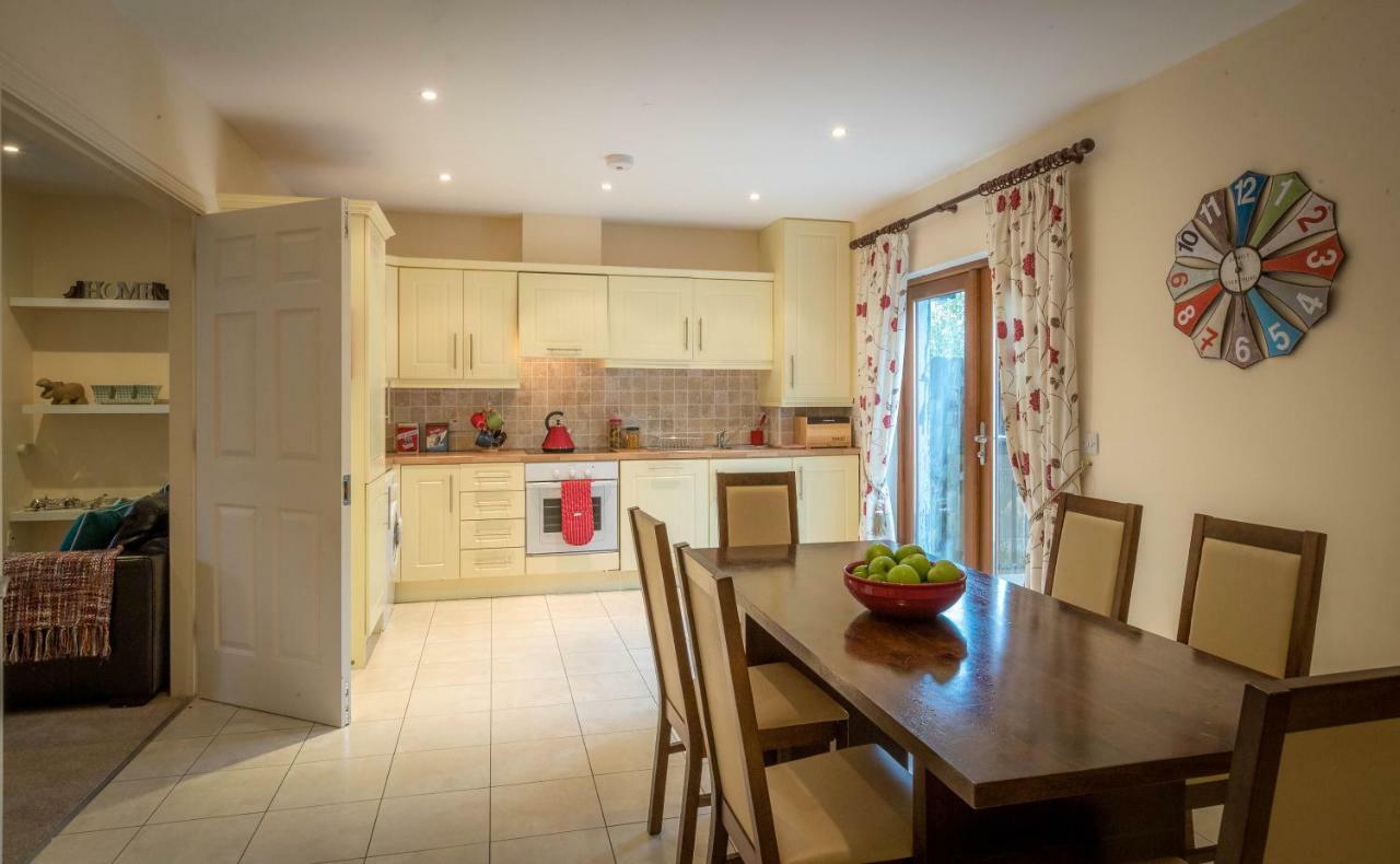 Kilronan Holiday Homes Ballyfarnon Екстер'єр фото